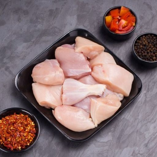 CHICKEN BONELESS RAW